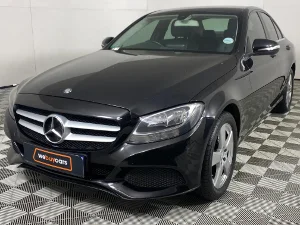 Used 2015 Mercedes-Benz C-Class C220d auto