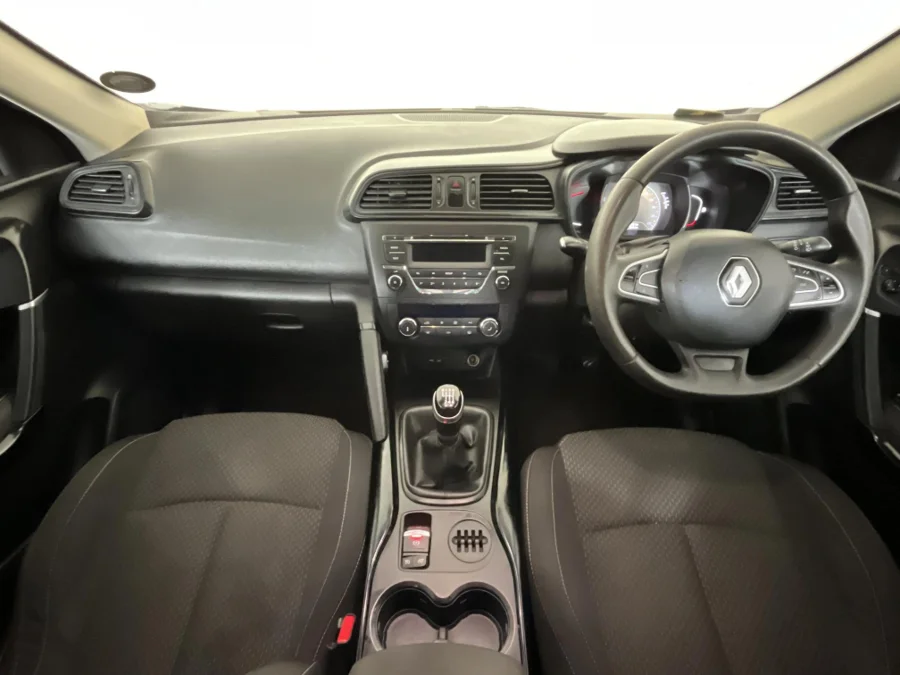 Used 2017 Renault Kadjar 96kW TCe Blaze - WeBuyCars JHB South Used 2017 Renault Kadjar 96kW TCe Blaze - WeBuyCars JHB South