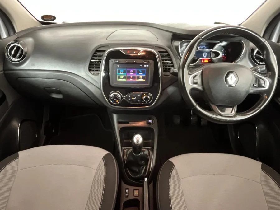 Used 2017 Renault Captur 66kW turbo Dynamique - WeBuyCars Midstream Used 2017 Renault Captur 66kW turbo Dynamique - WeBuyCars Midstream