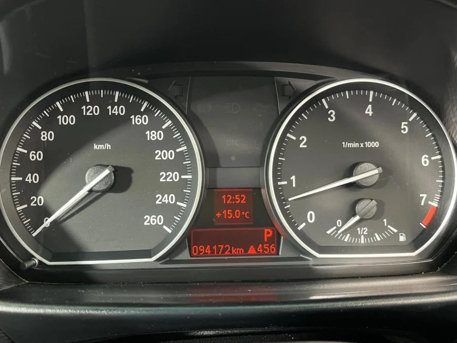 Used 2010 BMW 1 Series 125i convertible M Sport auto - WeBuyCars The Dome Used 2010 BMW 1 Series 125i convertible M Sport auto - WeBuyCars The Dome