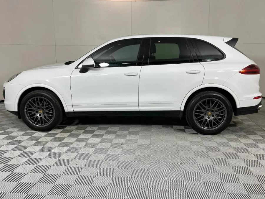 Used 2017 Porsche Cayenne Platinum Edition - WeBuyCars Midstream Used 2017 Porsche Cayenne Platinum Edition - WeBuyCars Midstream