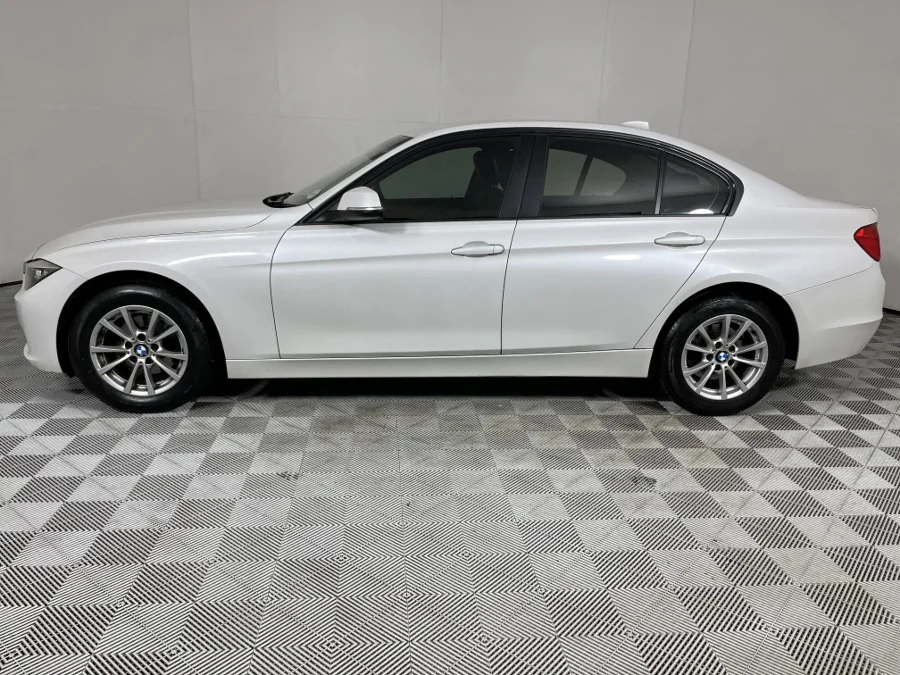 Used 2015 BMW 3 Series 320i - WeBuyCars The Dome