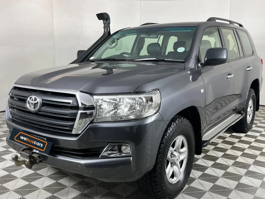 Used 2018 Toyota Land Cruiser 200 4.5D-4D V8 GX-R - WeBuyCars The Dome Used 2018 Toyota Land Cruiser 200 4.5D-4D V8 GX-R - WeBuyCars The Dome