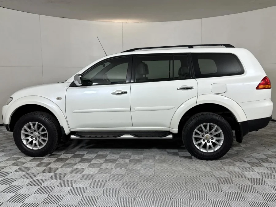 Used 2012 Mitsubishi Pajero Sport 3.2DI-D GLS auto - WeBuyCars Midstream