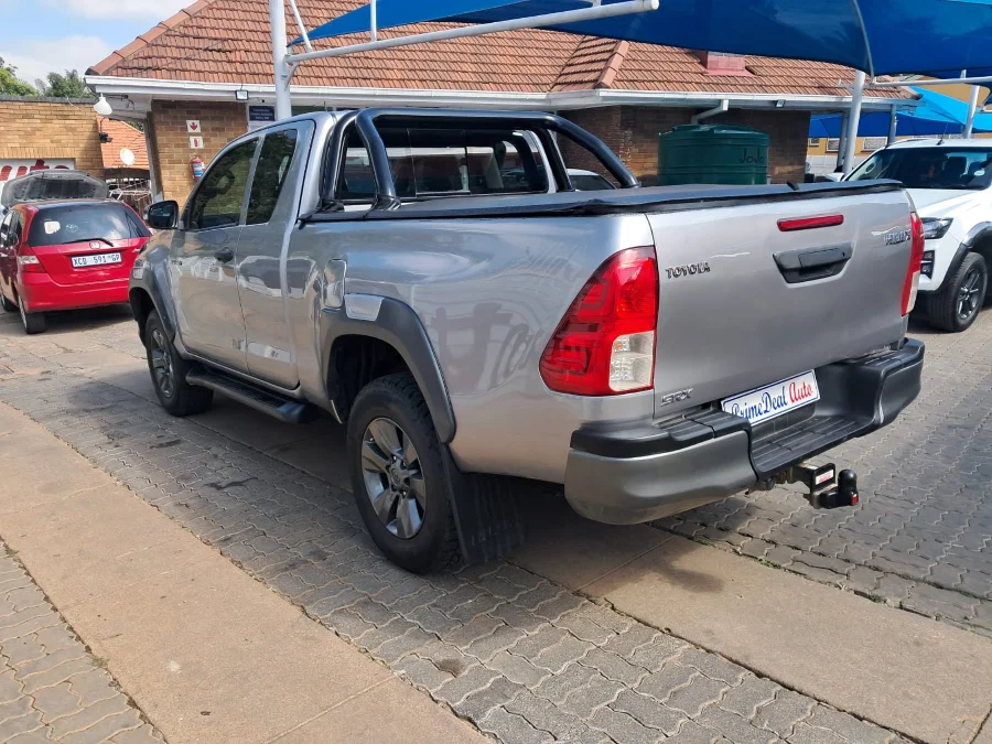 Used 2017 Toyota Hilux 2.4GD-6 Xtra cab Raider auto - Prime Deal Auto Used 2017 Toyota Hilux 2.4GD-6 Xtra cab Raider auto - Prime Deal Auto
