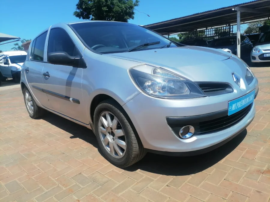 Used 2008 Renault Clio - MI Premium Cars