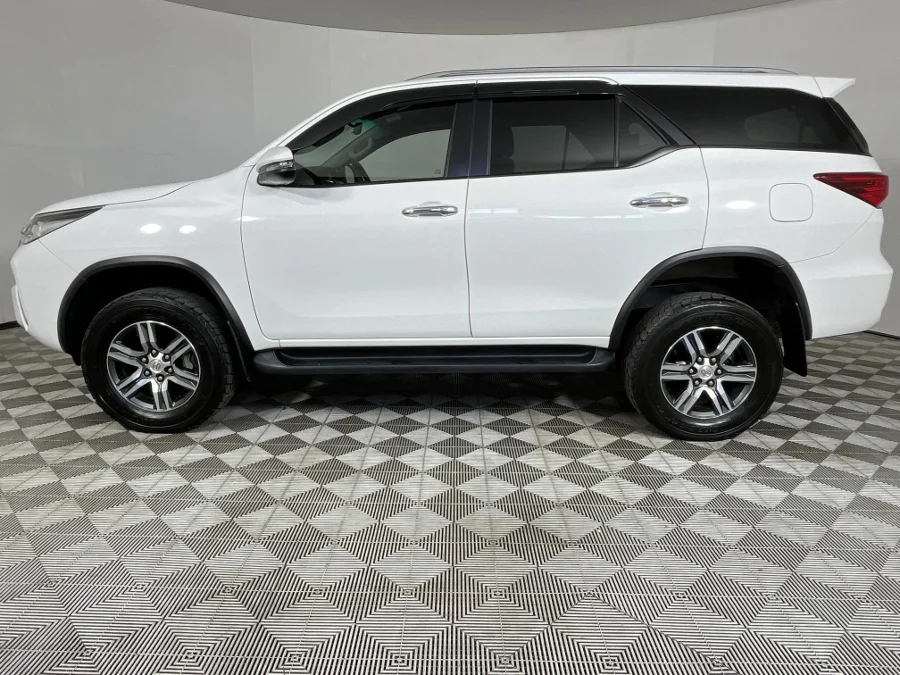 Used 2018 Toyota Fortuner 2.4GD-6 4x4 auto - WeBuyCars George Used 2018 Toyota Fortuner 2.4GD-6 4x4 auto - WeBuyCars George