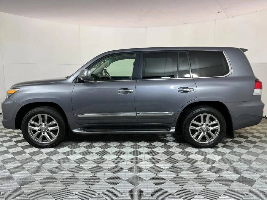 Used 2013 Lexus LX 570 - WeBuyCars JHB South Used 2013 Lexus LX 570 - WeBuyCars JHB South