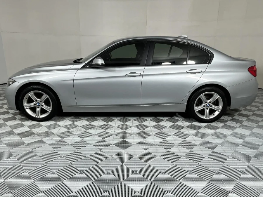 Used 2017 BMW 3 Series 320i sports-auto - WeBuyCars Richmond Used 2017 BMW 3 Series 320i sports-auto - WeBuyCars Richmond