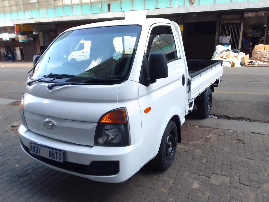 Used 2008 Hyundai H-100 Bakkie 2.6D tipper - Andy Auto Used 2008 Hyundai H-100 Bakkie 2.6D tipper - Andy Auto