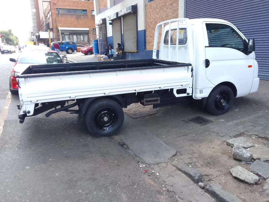 Used 2008 Hyundai H-100 Bakkie 2.6D tipper - Andy Auto Used 2008 Hyundai H-100 Bakkie 2.6D tipper - Andy Auto