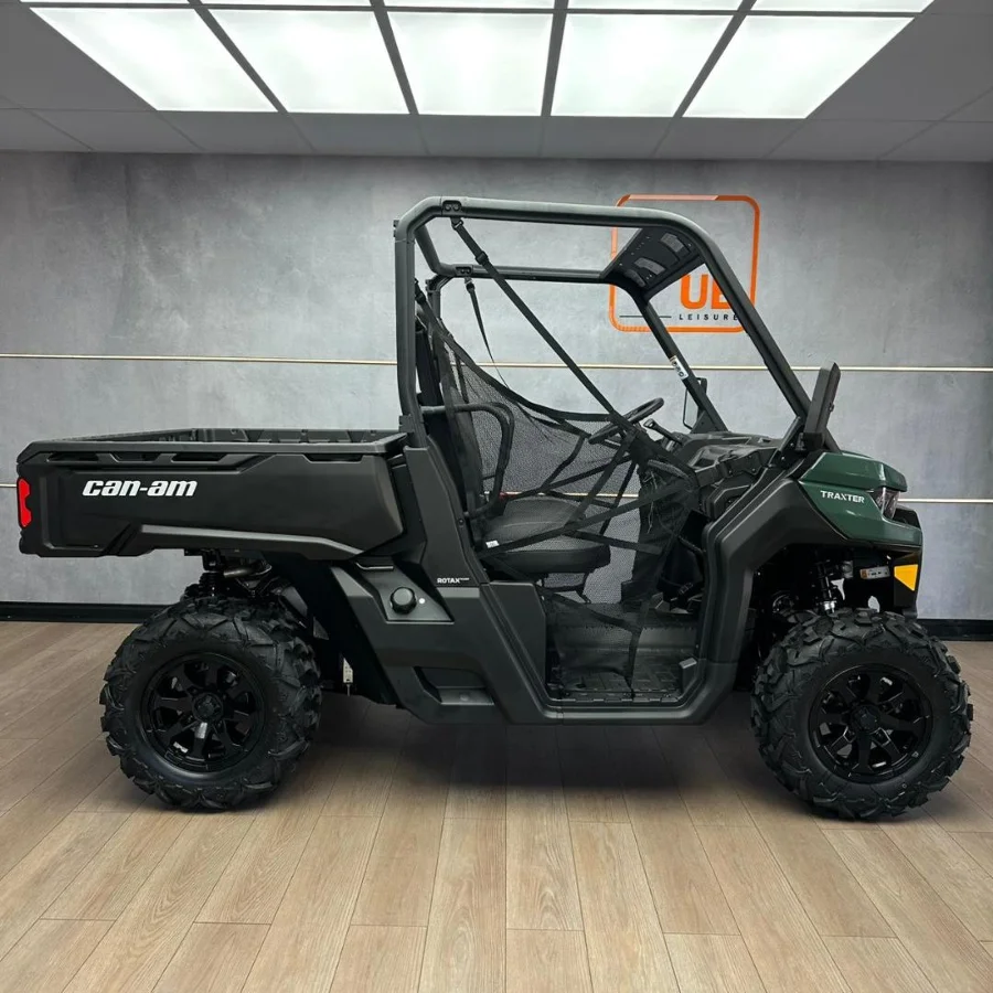 New 2025 Can-Am TRAXTER DPS HD9 - UB Leisure