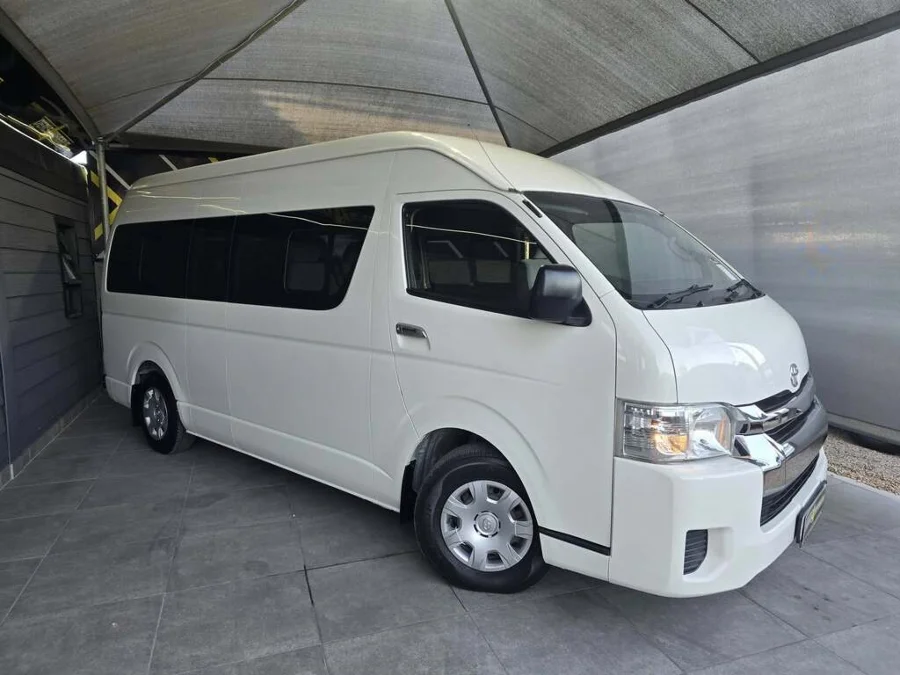Used 2020 Toyota Quantum 2.5D-4D GL 14-seater bus - Deals 4 Wheels