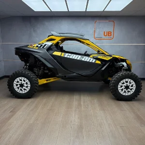 New 2025 Can-Am Maverick R XRS SSX Carbon Black & Neo Y