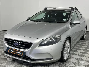 Used 2014 Volvo V40 Cross Country T4 Excel auto