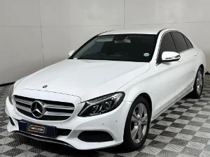 Used 2017 Mercedes-Benz C-Class C220d auto