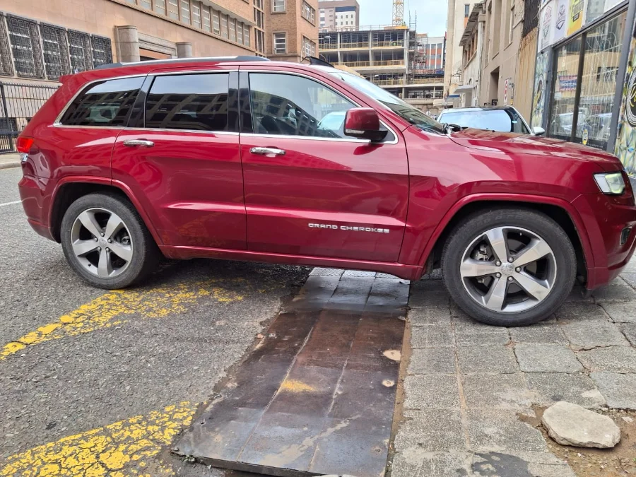 New 2015 Jeep Grand Cherokee 3.0CRD Overland - Monalisa Carz New 2015 Jeep Grand Cherokee 3.0CRD Overland - Monalisa Carz