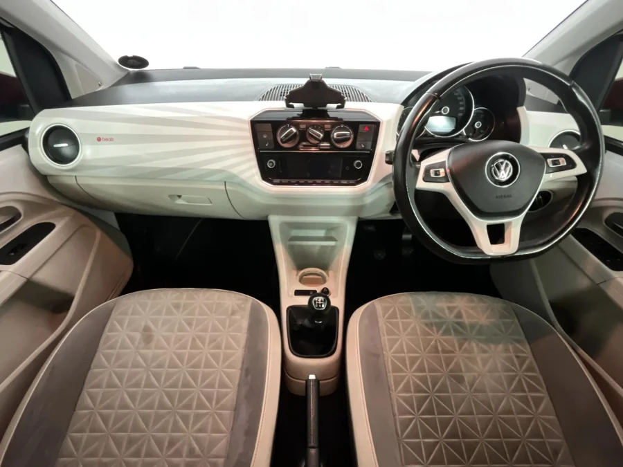 Used 2017 Volkswagen up! beats 5-door 1.0 - WeBuyCars JHB South Used 2017 Volkswagen up! beats 5-door 1.0 - WeBuyCars JHB South
