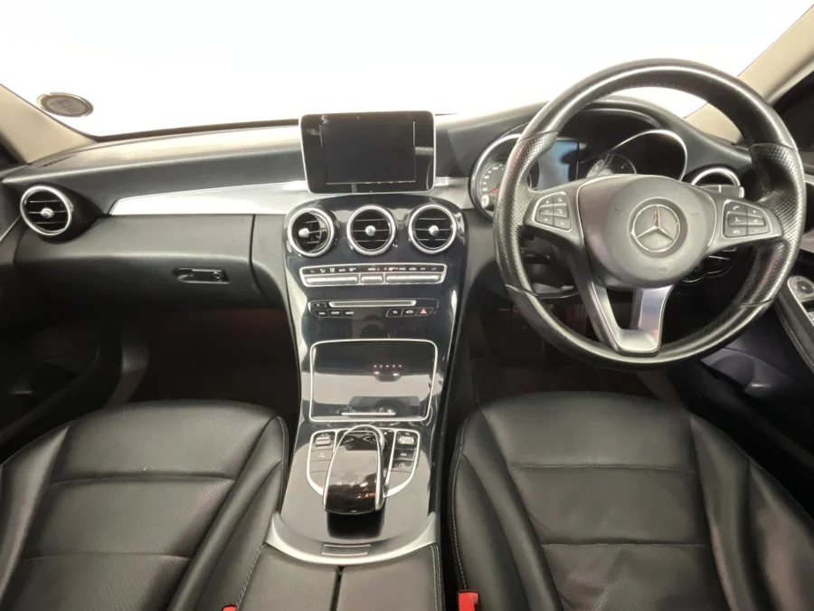 Used 2014 Mercedes-Benz C-Class C220d Avantgarde auto - WeBuyCars The Dome