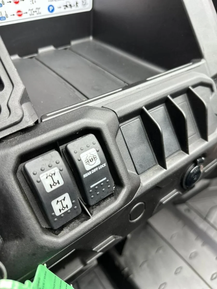 New 2025 Can-Am TRAXTER DPS HD9 - UB Leisure