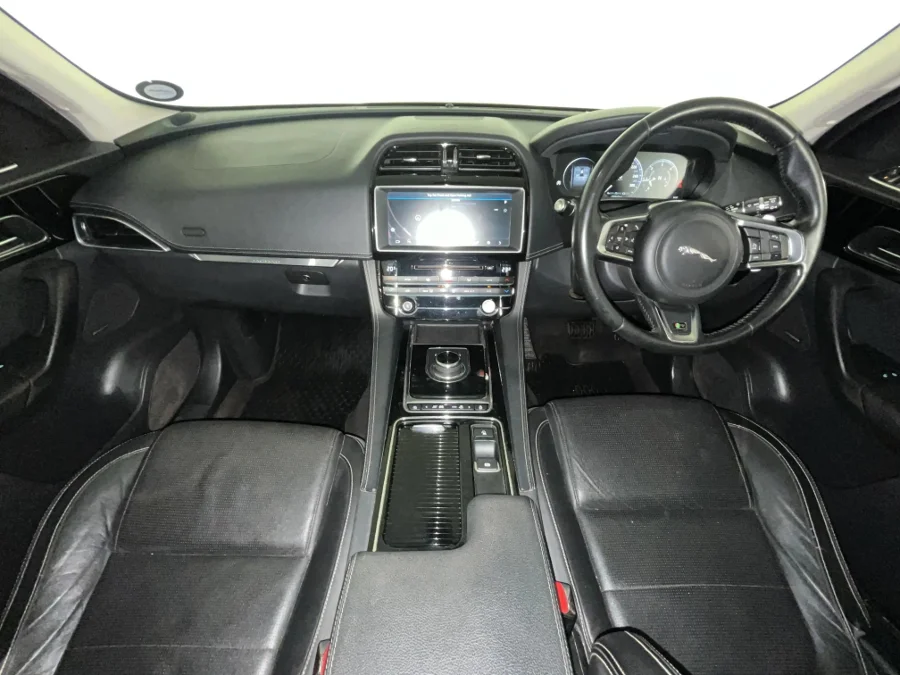 Used 2017 Jaguar F-Pace 25d AWD Chequered Flag - WeBuyCars Germiston