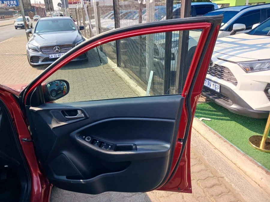 Used 2018 Hyundai i20 1.4 Fluid auto - Carbase Auto Used 2018 Hyundai i20 1.4 Fluid auto - Carbase Auto