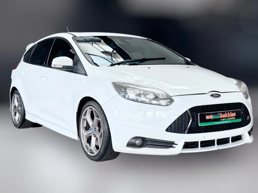 Used 2015 Ford Focus ST 3 - We Sell Bakkies Used 2015 Ford Focus ST 3 - We Sell Bakkies