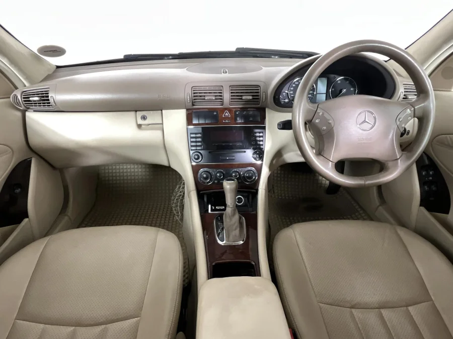 Used 2005 Mercedes-Benz C-Class C220CDI Elegance Touchshift - WeBuyCars George Used 2005 Mercedes-Benz C-Class C220CDI Elegance Touchshift - WeBuyCars George