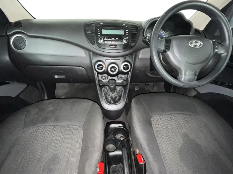 Used 2017 Hyundai i10 1.1 Motion - WeBuyCars Durban