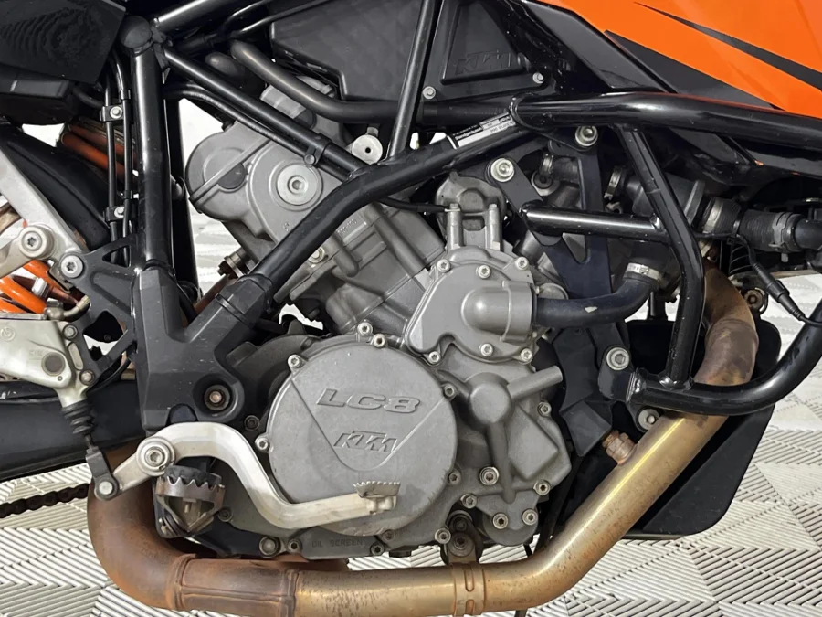 Used 2012 KTM Super Moto 990 Supermoto R - WeBuyCars Silverlakes Used 2012 KTM Super Moto 990 Supermoto R - WeBuyCars Silverlakes