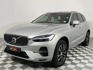 Used 2022 Volvo XC60 T8 Recharge AWD Plus Bright
