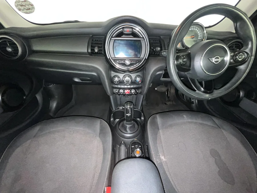 Used 2019 MINI Hatch Cooper Hatch 5-door - WeBuyCars Durban Used 2019 MINI Hatch Cooper Hatch 5-door - WeBuyCars Durban