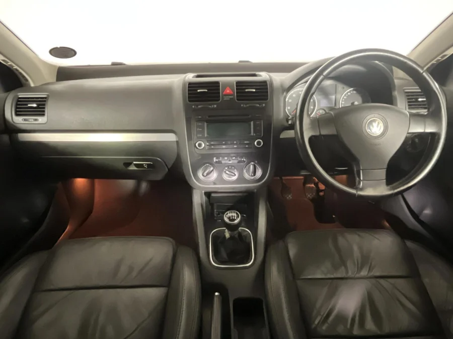 Used 2006 Volkswagen Jetta 2.0FSI Sportline - WeBuyCars Germiston Used 2006 Volkswagen Jetta 2.0FSI Sportline - WeBuyCars Germiston