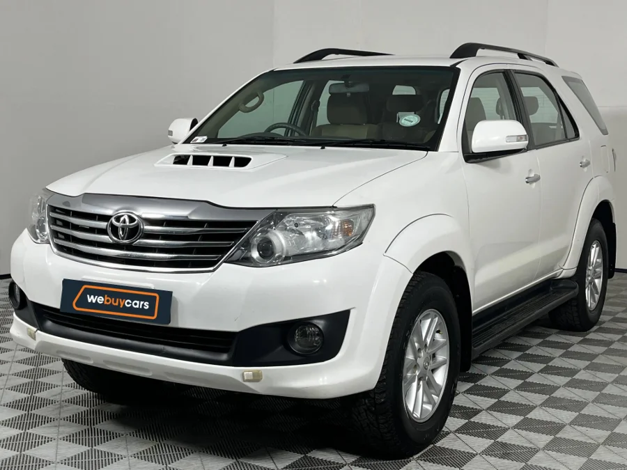 Used 2012 Toyota Fortuner 2.5D-4D - WeBuyCars Midstream Used 2012 Toyota Fortuner 2.5D-4D - WeBuyCars Midstream