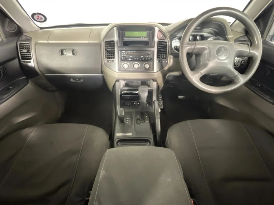 Used 2007 Mitsubishi Pajero 5-door 3.2DI-D GLX - WeBuyCars Silverlakes Used 2007 Mitsubishi Pajero 5-door 3.2DI-D GLX - WeBuyCars Silverlakes