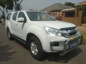 Used 2014 Isuzu KB 250D-Teq double cab LE