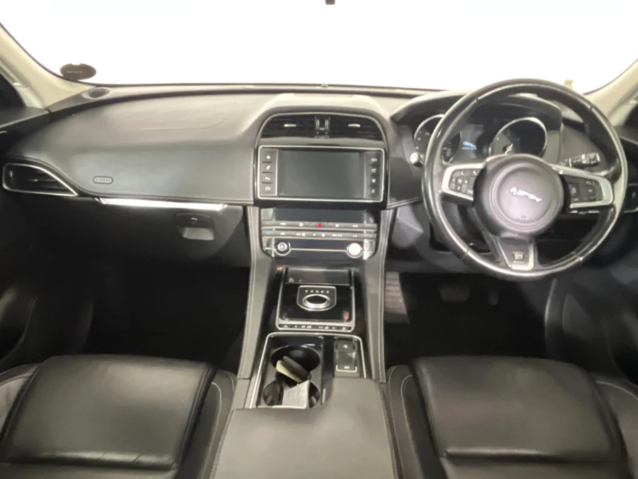 Used 2017 Jaguar F-Pace 20d AWD Chequered Flag - WeBuyCars Midstream Used 2017 Jaguar F-Pace 20d AWD Chequered Flag - WeBuyCars Midstream