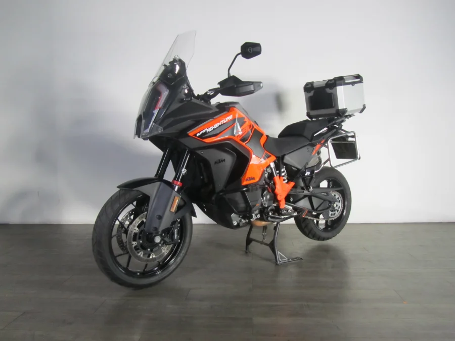PRE-OWNED KTM 1290 SUPER ADVENTURE S - FAST KTM
