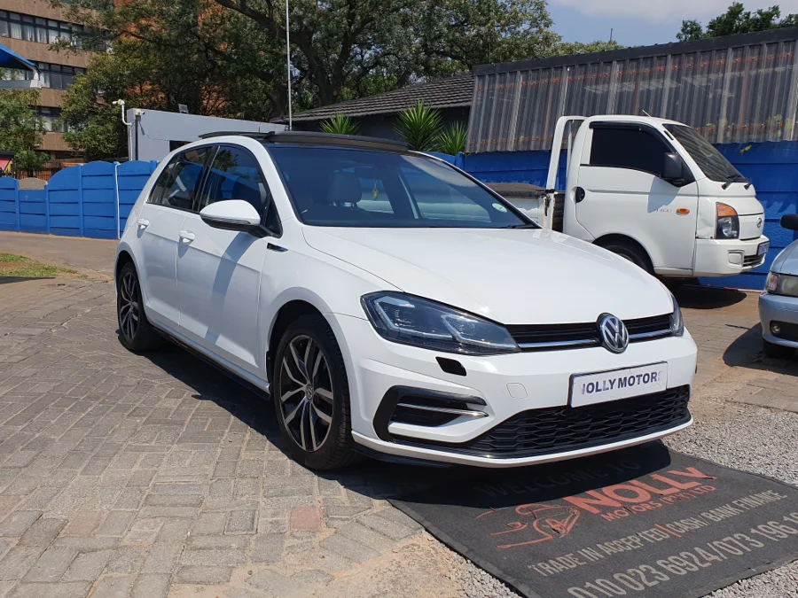 Used 2020 Volkswagen Golf 1.4TSI Comfortline R-Line - Nolly Motors
