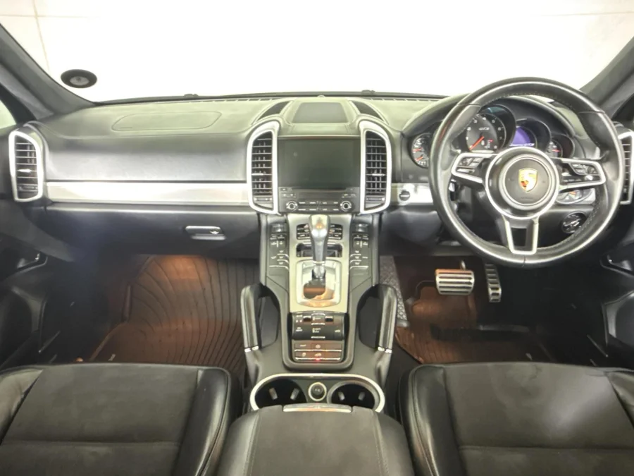 Used 2016 Porsche Cayenne GTS - WeBuyCars Midstream Used 2016 Porsche Cayenne GTS - WeBuyCars Midstream