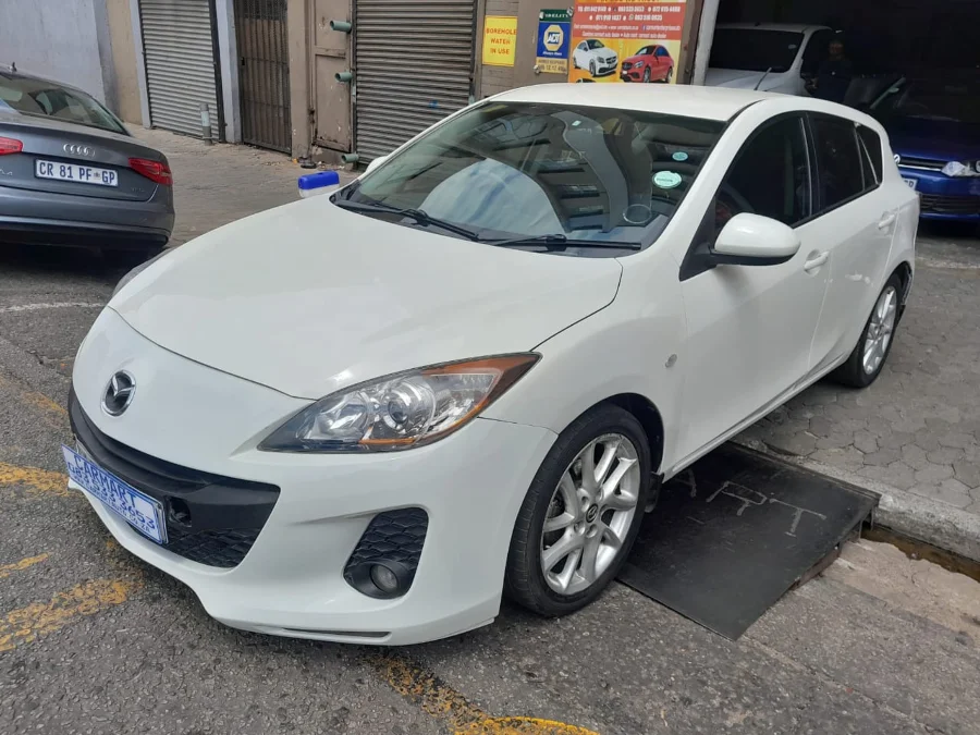 Used 2014 Mazda Mazda3 hatch 1.6 Original - Carmart Auto Dealer Used 2014 Mazda Mazda3 hatch 1.6 Original - Carmart Auto Dealer