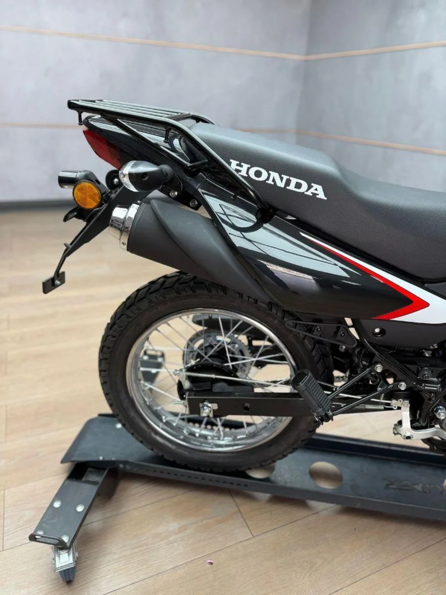 New 2025 Honda XR 150L - White - UB Leisure New 2025 Honda XR 150L - White - UB Leisure
