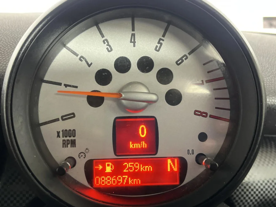 Used 2014 MINI Hatch Cooper S auto - WeBuyCars Epping Used 2014 MINI Hatch Cooper S auto - WeBuyCars Epping