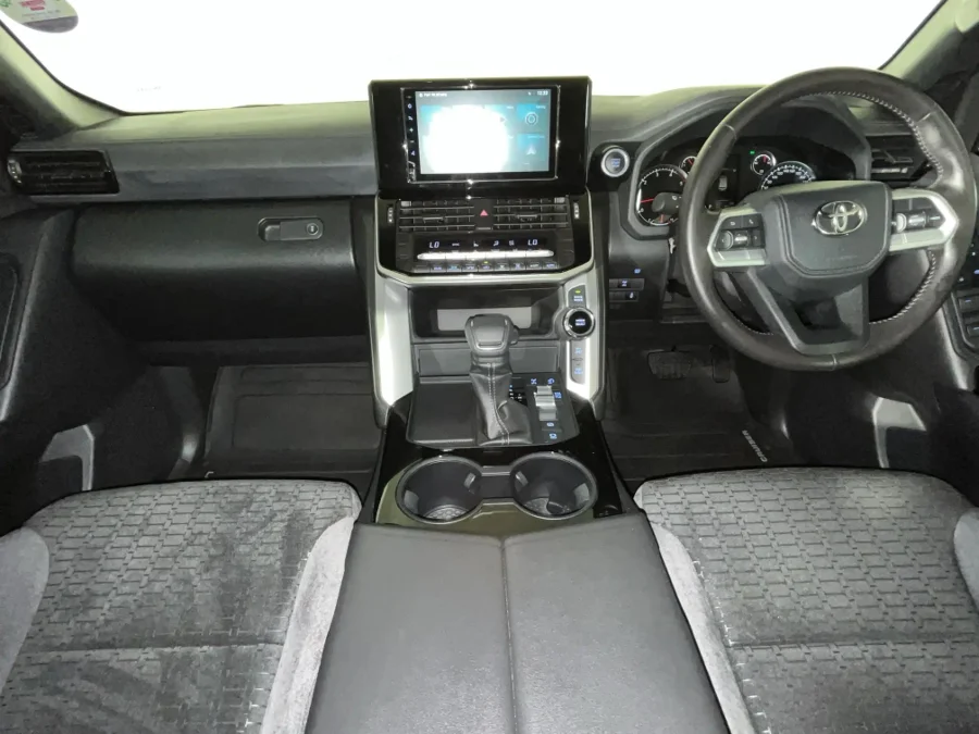 Used 2023 Toyota Land Cruiser 300 3.3D GX-R - WeBuyCars Midstream Used 2023 Toyota Land Cruiser 300 3.3D GX-R - WeBuyCars Midstream
