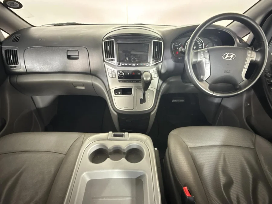 Used 2019 Hyundai H-1 2.5VGTi bus Elite 9-seater - WeBuyCars Midstream Used 2019 Hyundai H-1 2.5VGTi bus Elite 9-seater - WeBuyCars Midstream