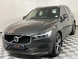 Used 2019 Volvo XC60 D4 AWD Momentum