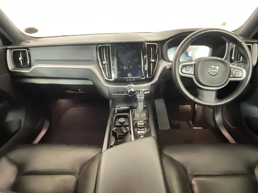 Used 2019 Volvo XC60 D4 AWD Momentum - WeBuyCars Midstream Used 2019 Volvo XC60 D4 AWD Momentum - WeBuyCars Midstream