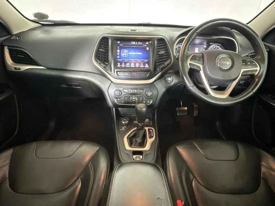 Used 2014 Jeep Cherokee 3.2L 4x4 Limited 75th Anniversary Edition - WeBuyCars Midstream Used 2014 Jeep Cherokee 3.2L 4x4 Limited 75th Anniversary Edition - WeBuyCars Midstream