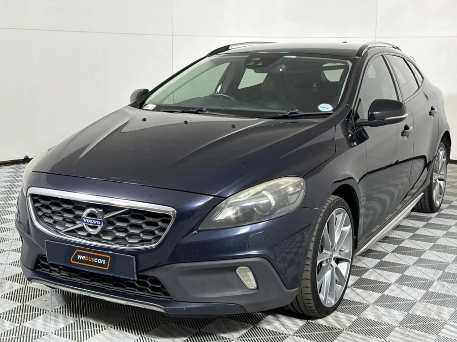 Used 2016 Volvo V40 Cross Country D3 Inscription - WeBuyCars Midstream