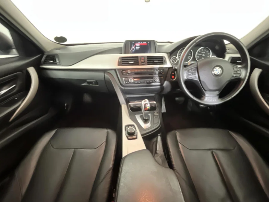 Used 2015 BMW 3 Series 320i sports-auto - WeBuyCars JHB South Used 2015 BMW 3 Series 320i sports-auto - WeBuyCars JHB South